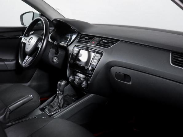 Skoda Octavia III (A7) с пробегом 2016 года, цена 1 030 000 рублей, 199680 км, лифтбек, Автокод Объявления
