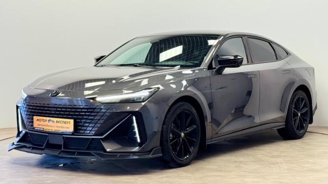 Changan UNI-V I с пробегом 2024 года, цена 2 290 000 рублей, 55328 км, лифтбек, Автокод Объявления