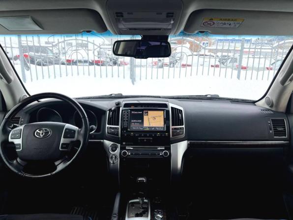 Toyota Land Cruiser 200 Series Рестайлинг 1 с пробегом 2013 года, цена 3 740 000 рублей, 286210 км, внедорожник, Автокод Объявления