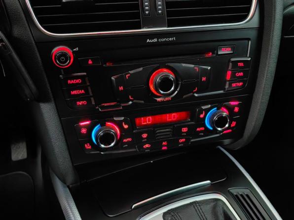 Audi A4 IV (B8) с пробегом 2011 года, цена 899 000 рублей, 158364 км, седан, Автокод Объявления