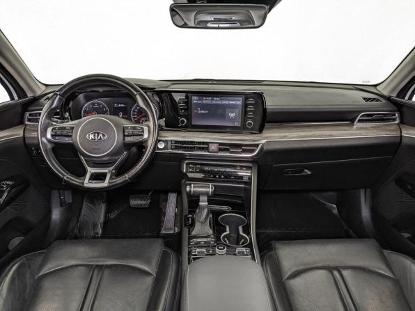 Kia K5 III с пробегом 2021 года, цена 2 590 000 рублей, 91897 км, седан, Автокод Объявления