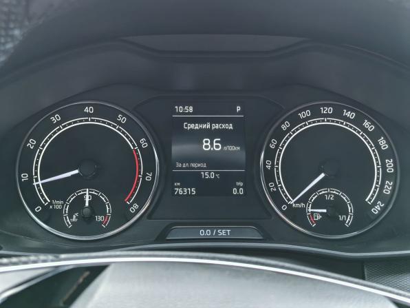 Skoda Rapid II с пробегом 2022 года, цена 1 699 000 рублей, 75894 км, лифтбек, Автокод Объявления