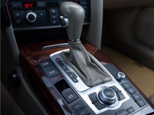 Audi A6 III (C6) с пробегом 2008 года, цена 900 000 рублей, 262036 км, седан, Автокод Объявления