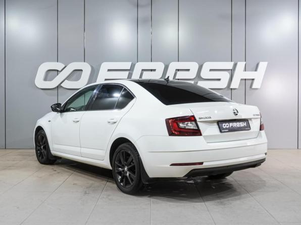 Skoda Octavia III (A7) Рестайлинг с пробегом 2019 года, цена 2 289 000 рублей, 62545 км, лифтбек, Автокод Объявления