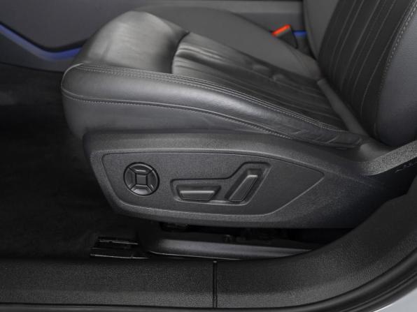 Audi A6 V (C8) с пробегом 2021 года, цена 4 550 000 рублей, 52936 км, седан, Автокод Объявления