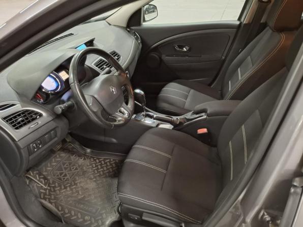 Renault Fluence I Рестайлинг с пробегом 2013 года, цена 780 000 рублей, 158320 км, седан, Автокод Объявления