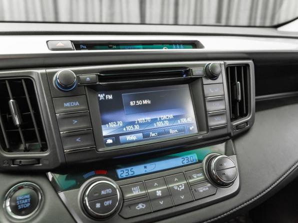 Toyota RAV4 IV (XA40) с пробегом 2015 года, цена 2 150 000 рублей, 114645 км, внедорожник, Автокод Объявления