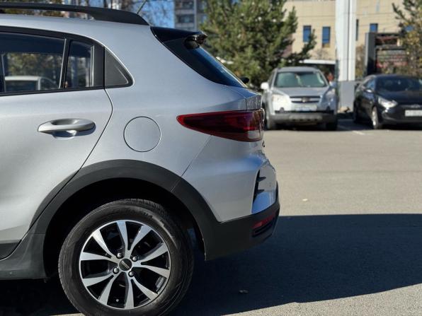 Kia Rio IV Рестайлинг с пробегом 2021 года, цена 1 650 000 рублей, 42204 км, хэтчбек, Автокод Объявления