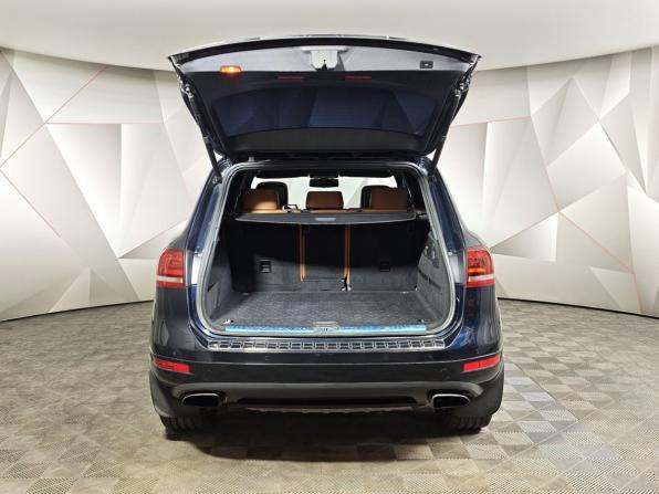 Volkswagen Touareg II с пробегом 2013 года, цена 1 795 000 рублей, 301576 км, внедорожник, Автокод Объявления