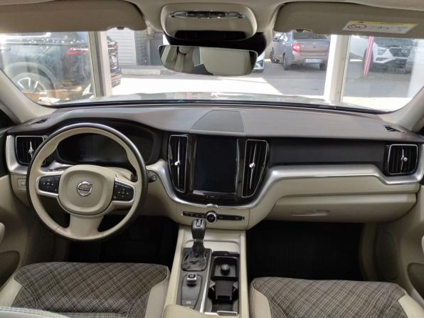 Volvo XC60 II с пробегом 2018 года, цена 3 140 000 рублей, 89898 км, внедорожник, Автокод Объявления