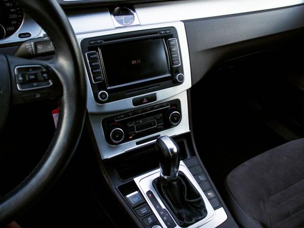 Volkswagen Passat B7 с пробегом 2011 года, цена 1 249 000 рублей, 198021 км, седан, Автокод Объявления