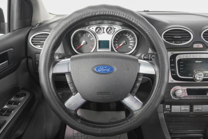 Ford Focus II Рестайлинг с пробегом 2008 года, цена 589 000 рублей, 205000 км, седан, Автокод Объявления