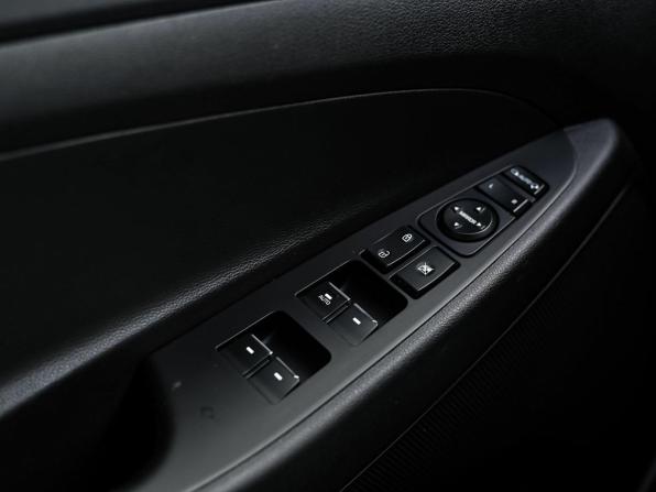 Hyundai Tucson III с пробегом 2017 года, цена 1 870 000 рублей, 121466 км, внедорожник, Автокод Объявления