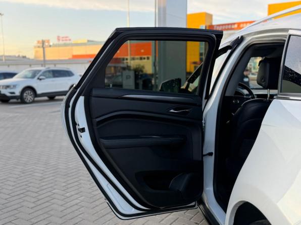 Cadillac SRX II с пробегом 2012 года, цена 1 050 000 рублей, 172512 км, внедорожник, Автокод Объявления