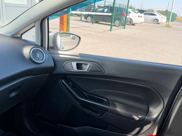 Ford Fiesta Mk6 Рестайлинг с пробегом 2015 года, цена 799 000 рублей, 166327 км, седан, Автокод Объявления