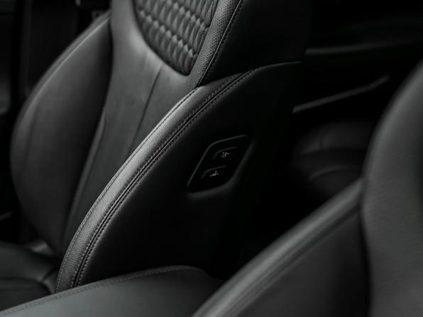 Hyundai Santa Fe IV с пробегом 2019 года, цена 2 810 000 рублей, 65047 км, внедорожник, Автокод Объявления