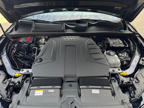 Audi Q7 II (4M) Рестайлинг 2 с пробегом 2024 года, цена 8 600 000 рублей, 6500 км, внедорожник, Автокод Объявления