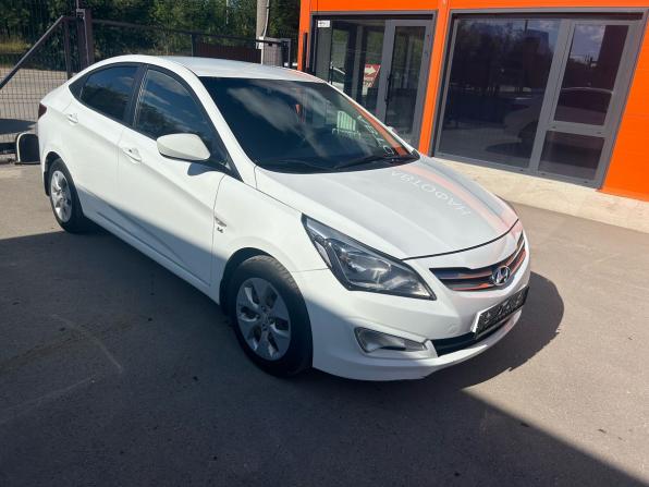 Hyundai Solaris I Рестайлинг с пробегом 2015 года, цена 799 900 рублей, 123000 км, седан, Автокод Объявления