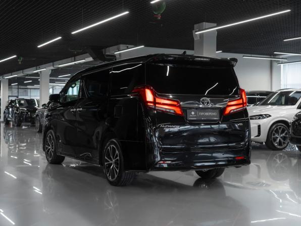 Toyota Alphard III Рестайлинг с пробегом 2021 года, цена 6 200 000 рублей, 122228 км, минивэн, Автокод Объявления
