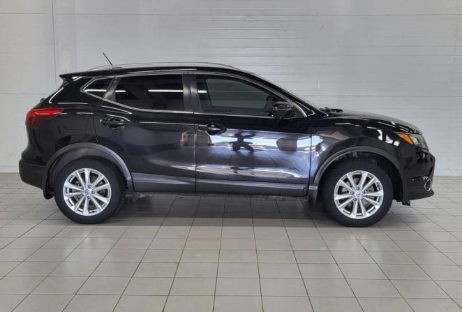 Nissan Rogue Sport I с пробегом 2017 года, цена 1 335 005 рублей, 169853 км, внедорожник, Автокод Объявления