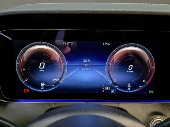 Mercedes-Benz E-Класс V (W213 S213 C238) Рестайлинг с пробегом 2022 года, цена 5 745 000 рублей, 27845 км, седан, Автокод Объявления