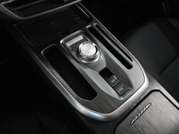 Haval Jolion I с пробегом 2023 года, цена 1 939 000 рублей, 54981 км, внедорожник, Автокод Объявления