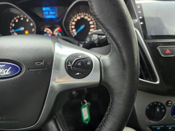 Ford Focus III с пробегом 2014 года, цена 935 000 рублей, 136000 км, седан, Автокод Объявления