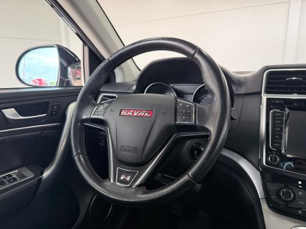 Haval H6 I с пробегом 2015 года, цена 1 349 000 рублей, 114000 км, внедорожник, Автокод Объявления