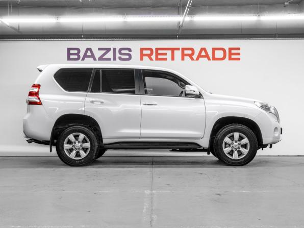 Toyota Land Cruiser Prado 150 Series Рестайлинг 1 с пробегом 2014 года, цена 3 360 000 рублей, 158614 км, внедорожник, Автокод Объявления
