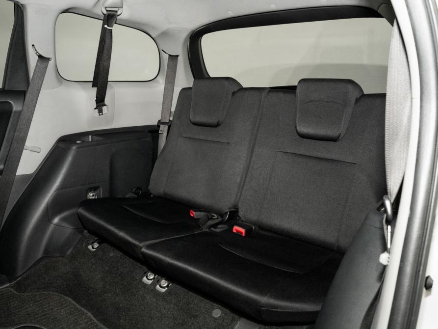 Toyota Wish II Рестайлинг Иркутск  - изображение 8