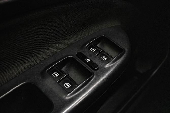 Skoda Octavia II (A5) Рестайлинг с пробегом 2013 года, цена 939 000 рублей, 272360 км, лифтбек, Автокод Объявления