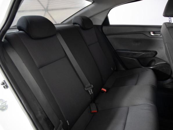 Hyundai Solaris II Рестайлинг с пробегом 2020 года, цена 989 000 рублей, 140165 км, седан, Автокод Объявления