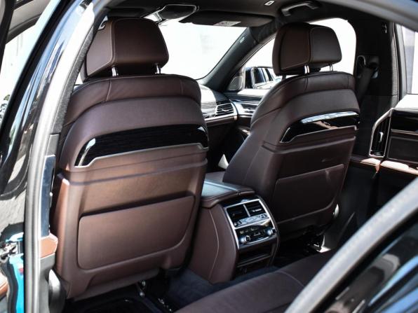 BMW 7 серии VI (G11/G12) Рестайлинг с пробегом 2019 года, цена 5 750 000 рублей, 48628 км, седан, Автокод Объявления