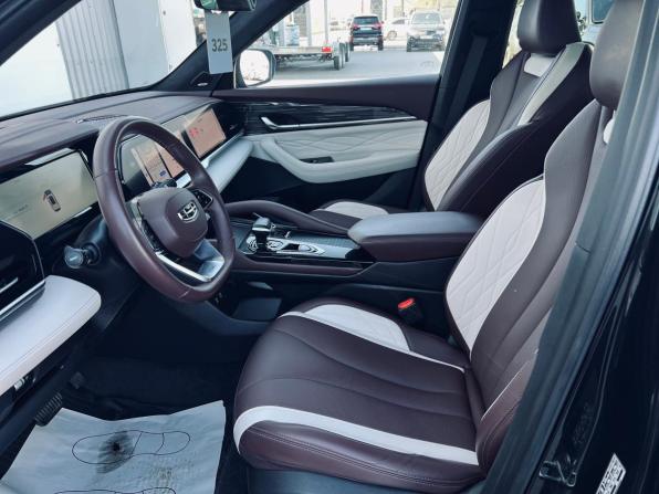 Geely Monjaro I с пробегом 2023 года, цена 3 250 000 рублей, 47000 км, внедорожник, Автокод Объявления