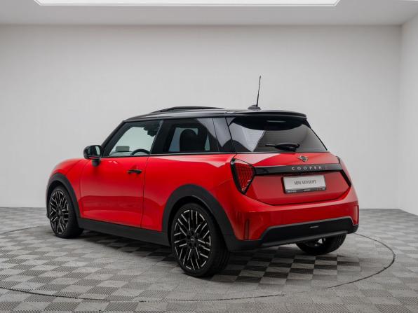 Mini Hatch IV (F65/F66/J01) с пробегом 2025 года, цена 5 299 000 рублей, 4530 км, хэтчбек, Автокод Объявления