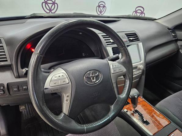 Toyota Camry VI (XV40) Рестайлинг с пробегом 2010 года, цена 1 037 000 рублей, 241416 км, седан, Автокод Объявления