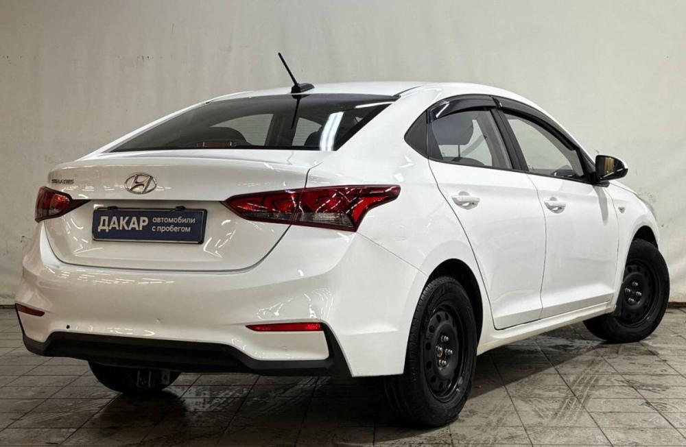 Hyundai Solaris II Санкт-Петербург  - изображение 4