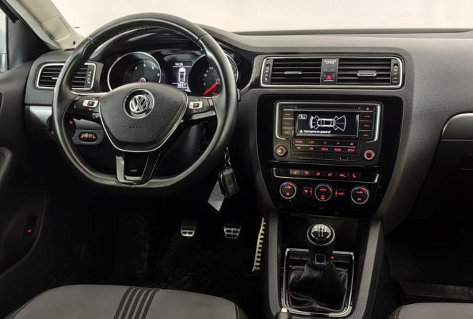 Volkswagen Jetta VI Рестайлинг с пробегом 2016 года, цена 1 220 000 рублей, 114000 км, седан, Автокод Объявления
