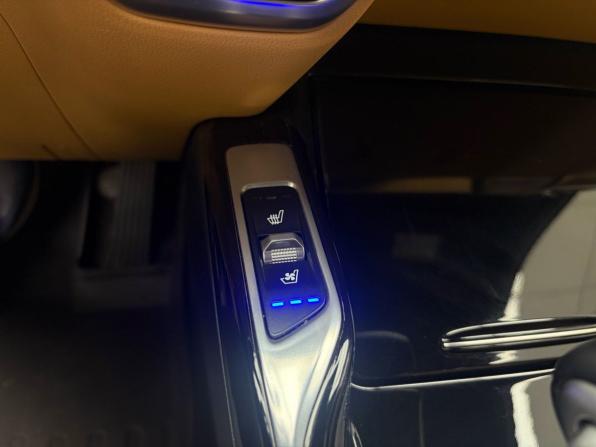 Kia Sorento IV с пробегом 2022 года, цена 3 600 000 рублей, 96700 км, внедорожник, Автокод Объявления