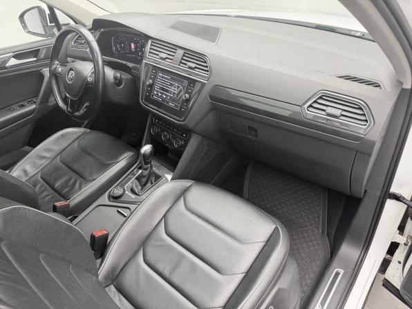 Volkswagen Tiguan II с пробегом 2019 года, цена 2 178 000 рублей, 180535 км, внедорожник, Автокод Объявления