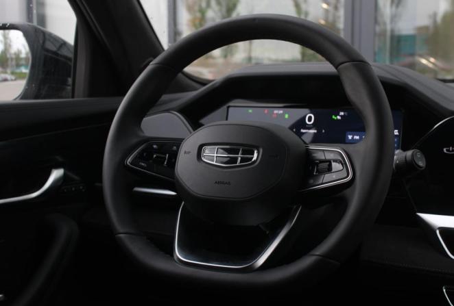 Geely Monjaro I с пробегом 2024 года, цена 3 730 000 рублей, 38327 км, внедорожник, Автокод Объявления
