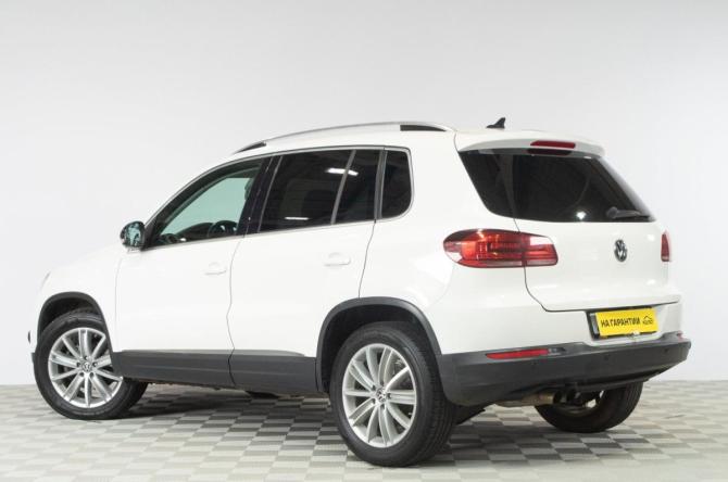 Volkswagen Tiguan I Рестайлинг с пробегом 2013 года, цена 1 679 000 рублей, 209000 км, внедорожник, Автокод Объявления