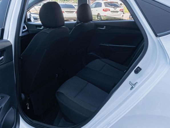 Hyundai Solaris II Рестайлинг с пробегом 2021 года, цена 1 250 000 рублей, 131035 км, седан, Автокод Объявления