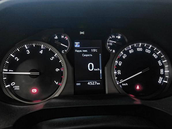 Toyota Land Cruiser Prado 150 Series Рестайлинг 2 с пробегом 2018 года, цена 8 450 000 рублей, 4526 км, внедорожник, Автокод Объявления