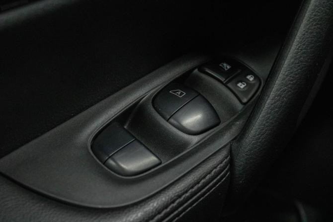 Nissan X-Trail III Рестайлинг с пробегом 2017 года, цена 1 799 000 рублей, 151751 км, внедорожник, Автокод Объявления
