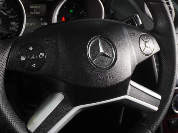Mercedes-Benz M-Класс II (W164) Рестайлинг с пробегом 2010 года, цена 1 649 000 рублей, 227261 км, внедорожник, Автокод Объявления