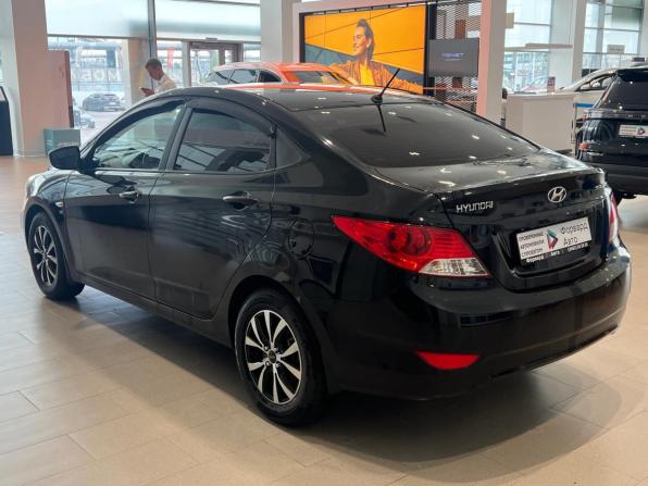 Hyundai Solaris I с пробегом 2014 года, цена 849 000 рублей, 185110 км, седан, Автокод Объявления