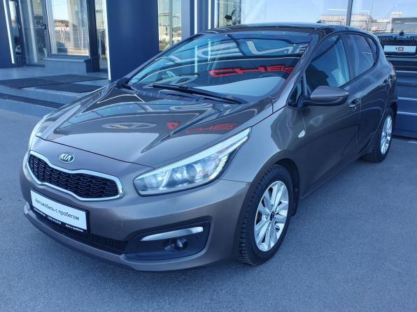 Kia Ceed II Рестайлинг с пробегом 2017 года, цена 1 135 000 рублей, 155637 км, хэтчбек, Автокод Объявления