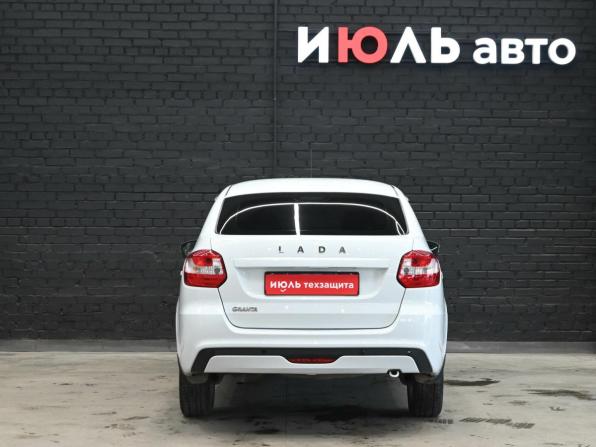 Lada (ВАЗ) Granta I Рестайлинг с пробегом 2022 года, цена 870 000 рублей, 40417 км, хэтчбек, Автокод Объявления