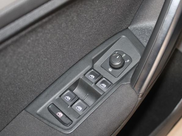 Volkswagen Tiguan II с пробегом 2018 года, цена 2 099 900 рублей, 98453 км, внедорожник, Автокод Объявления